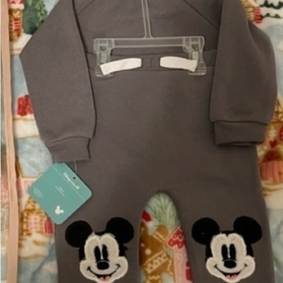 Disney Disney - Picture 2 of 4